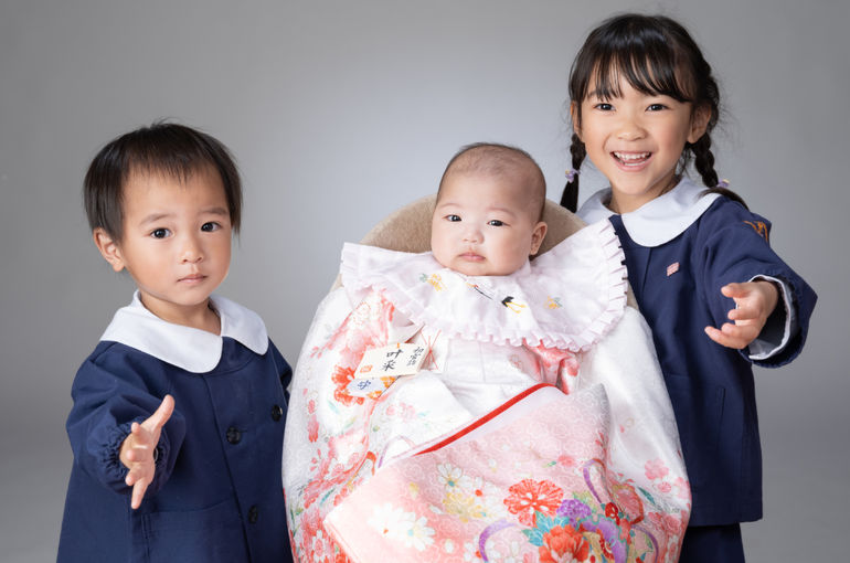 きょうだい楽しく記念撮影