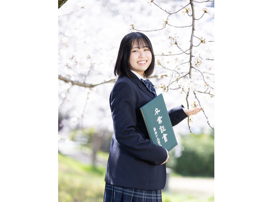 公園で桜ロケ